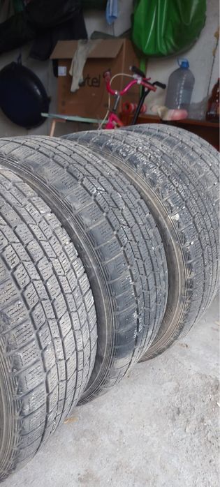Продам зимнюю резину