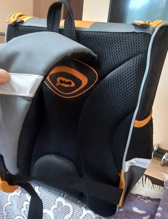 Продам рюкзак для школьника