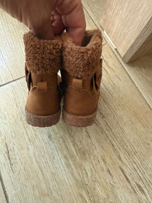 Детски ботушки за момиче