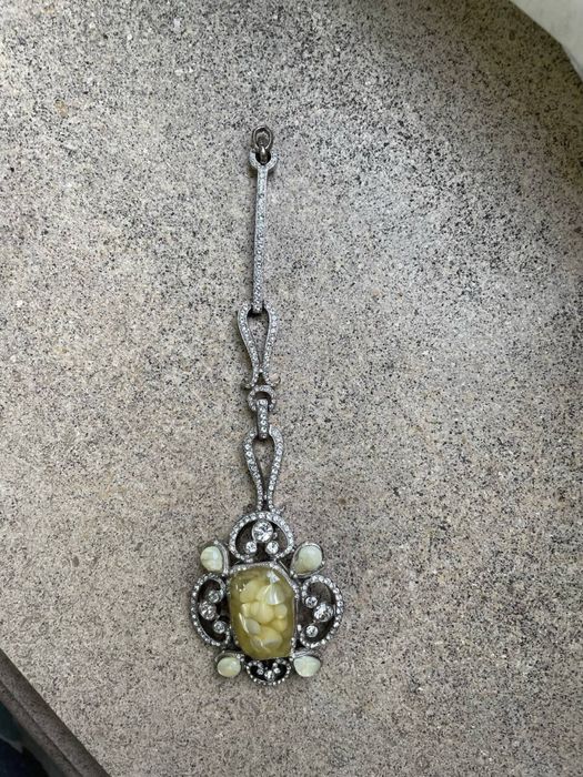 Украшение Chanel