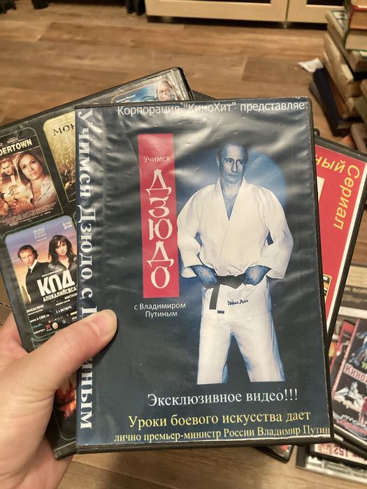 Диски с фильмами CD