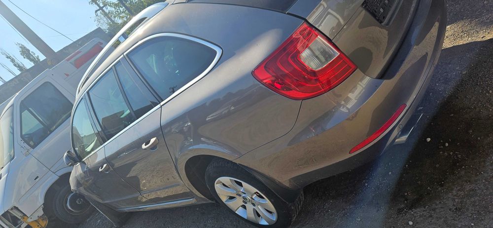Dezmembrez Skoda Superb 2 - 2.0 tdi 4x4 CFG