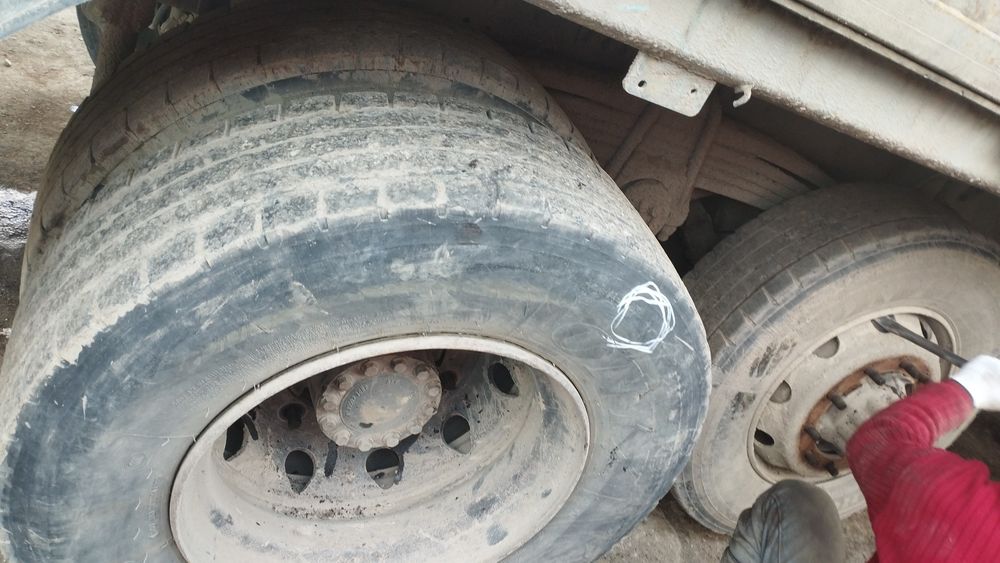 Шины на грузовой