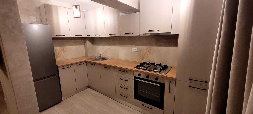Inchiriez apartament 2 camere IASI MILLENIUM PACURARI