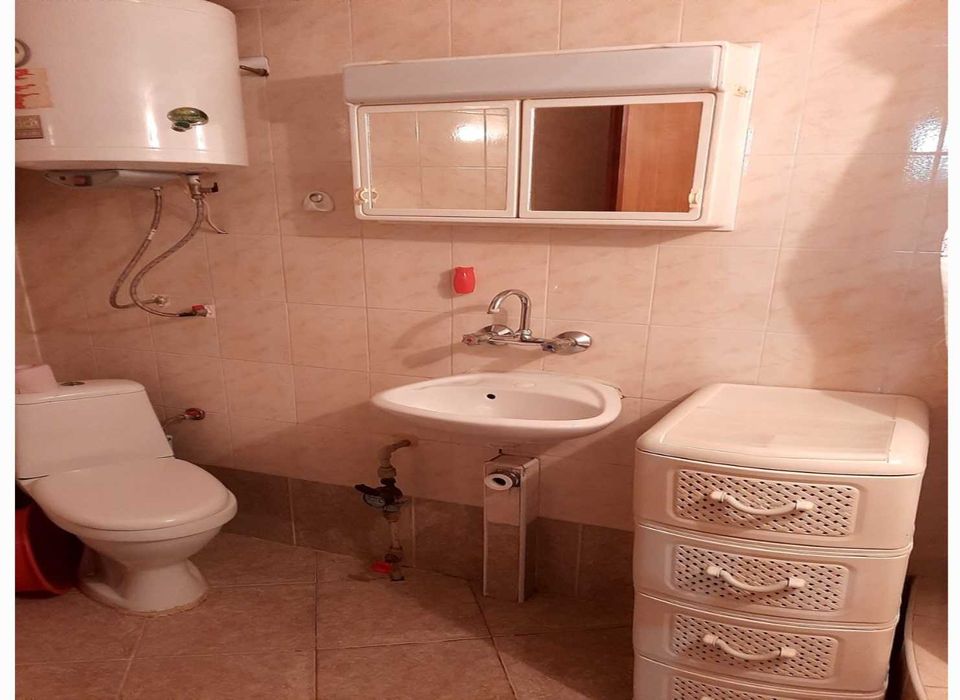 Дава се под наем  в Варна, Колхозен пазар - 40 кв.м за 204 € - Снимка #7