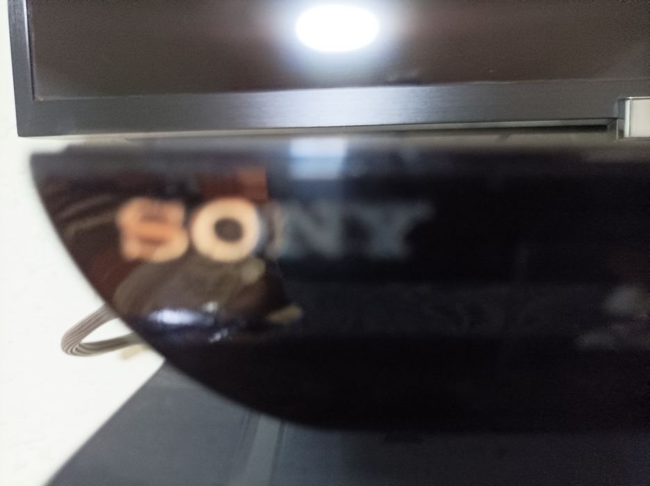 Televizor SONY televizor DVD birga pult shnurlari bor komplek