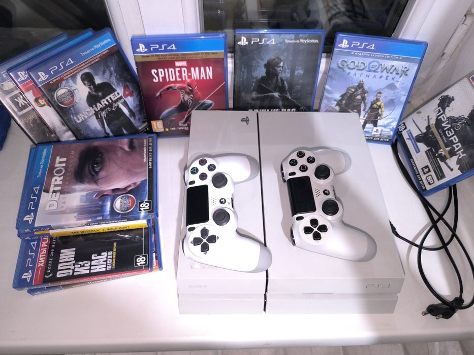 PS4 FAT (white edition)