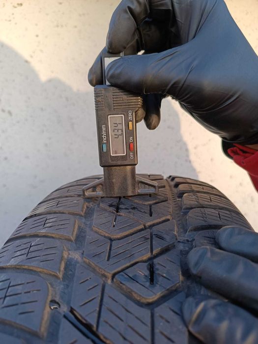 Jante Roti Oxxo Volkswagen Tiguan Cauciucuri Iarna 215 65 17