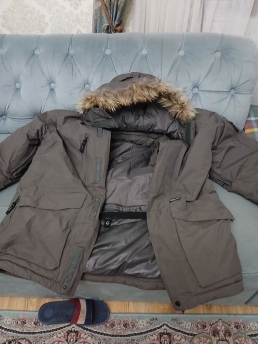 Пуховик 52-54р. Рост 176-182 (б/у)