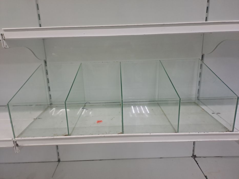 Витрина- конфетница