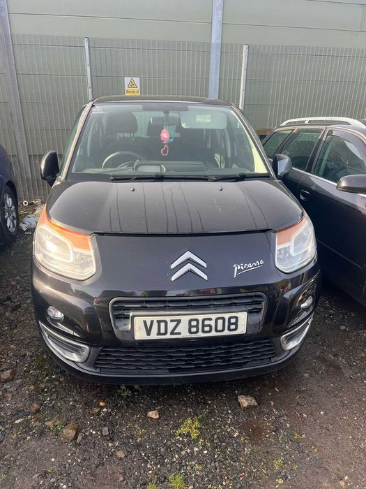 Dezmembrez citroen c3 picasso 1.6D cod 9HX CUTIE 5 TREPTE