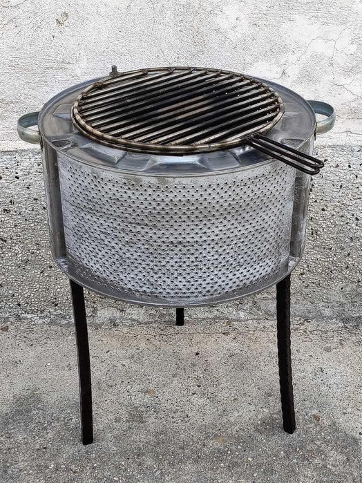 Барбекю направено от казан на пералня - неръждавейка