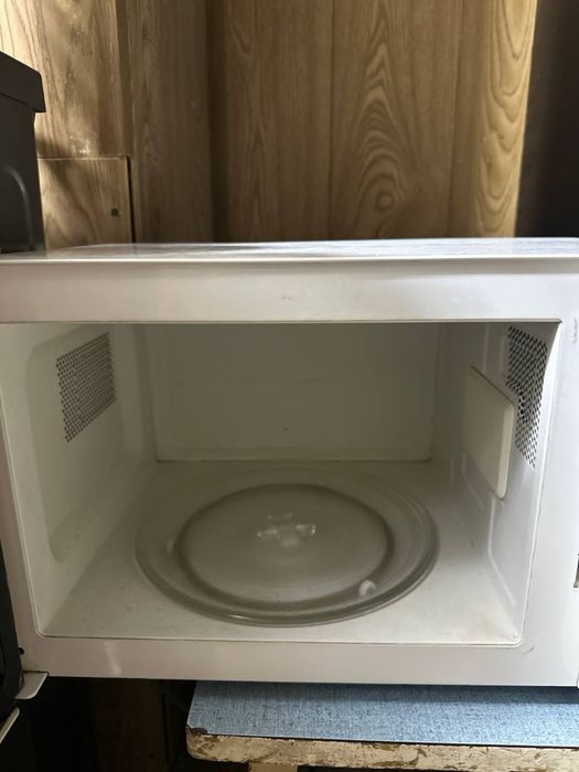 Srochniy LG mikrovolnovka ideal