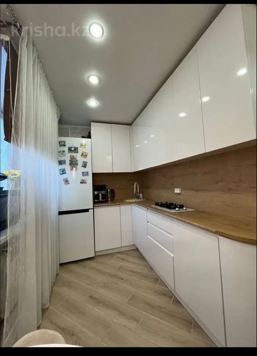 Продам квартиру 3 х комнатную