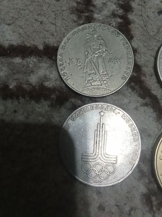 Продам монеты разных