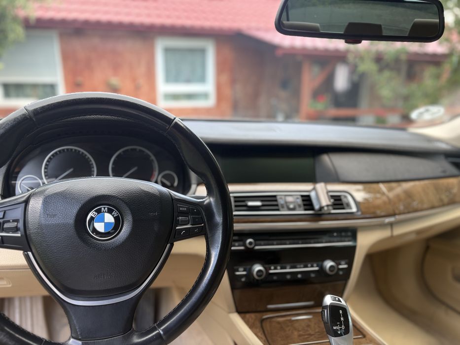 BMW 7 Series 2009 — imagine 4