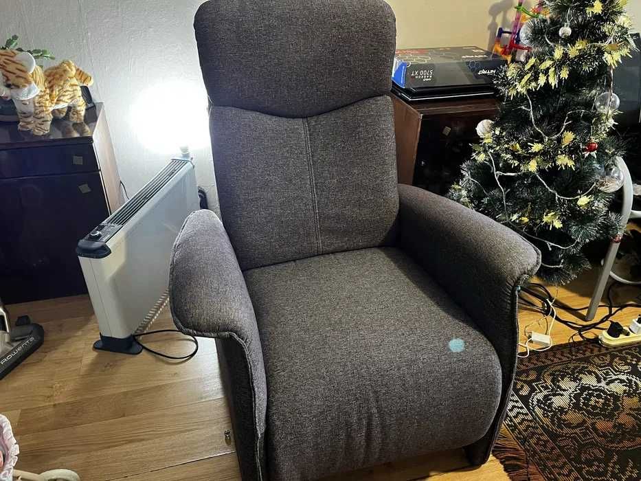 Фотьойл с релакс механизъм