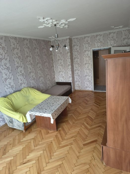 3 стаен апартамент 4 стаен апартамент под наем жк Красна поляна