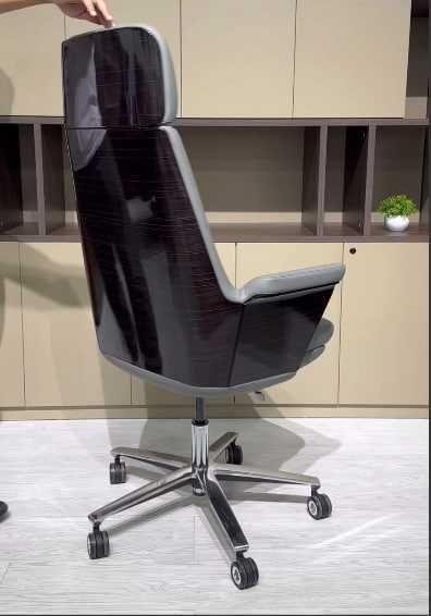 Кресло для Руководителя H 519 ( Premium )!