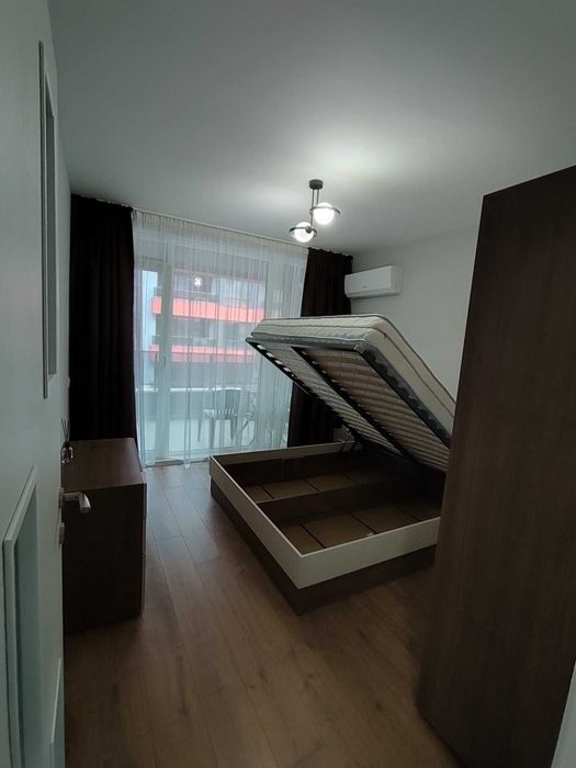 Под наем обзаведен апартамент  с паркомясто в квартал Трошево