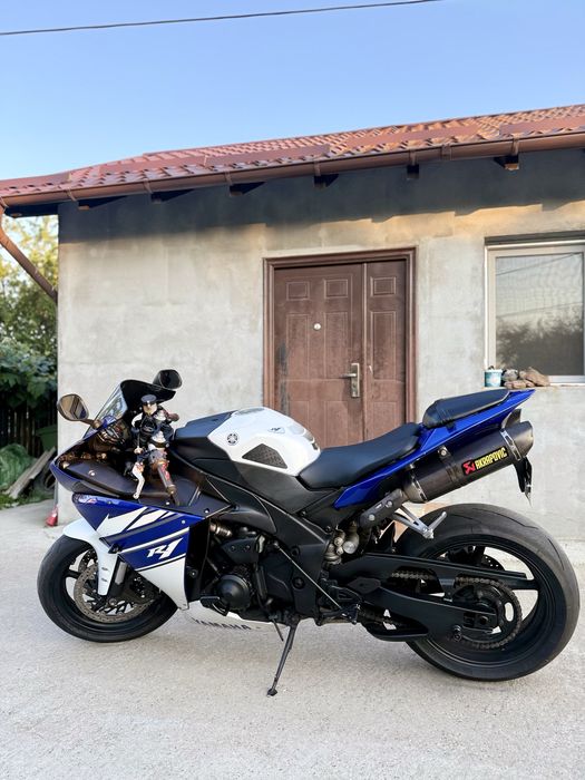 Yamaha r1 rn22 big bang