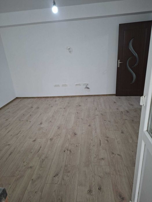 Apartament tip studio, 40 mp, balcon, Bd. Traian - vizavi de Retail Park