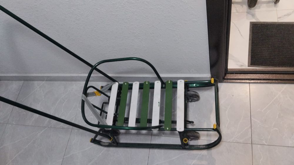 Зимние детские саньки