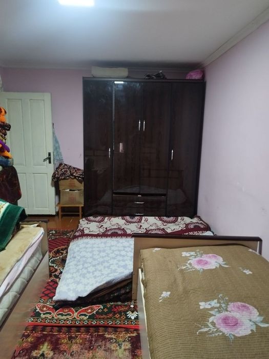 Дом сотилади 3 хонали 1 етаж