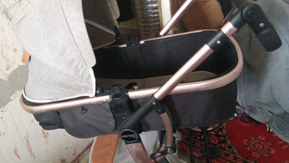 Продам коляску срочно