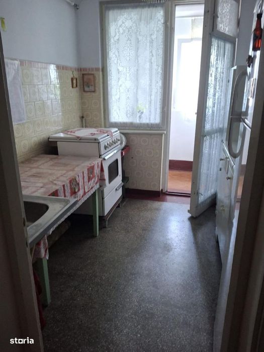Apartament 2 camere Tiglina2 et4/4 ,2 Blacoane ,simplu — fotografia 2