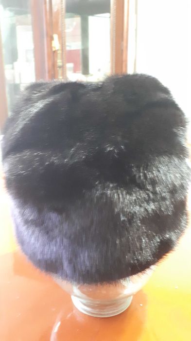 Шапка норковая 56 размера