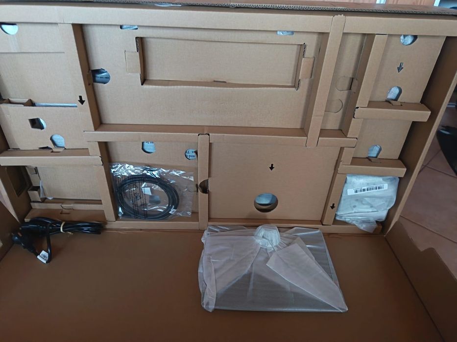 Monitor PC Lenovo THINK VISION T32H30