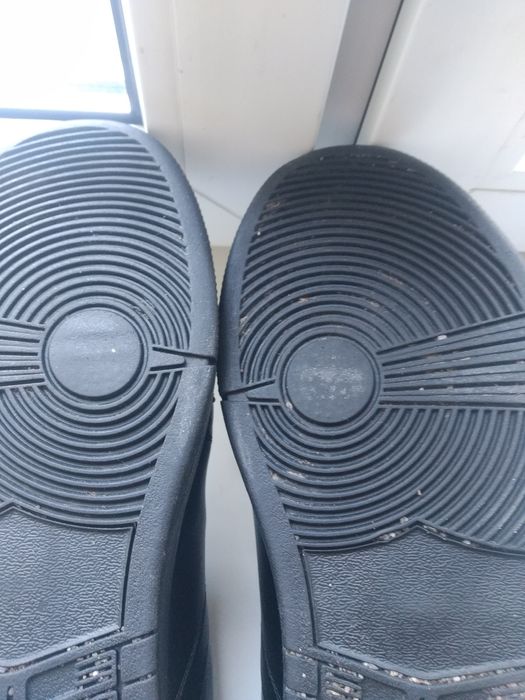 Кожаная     обувь