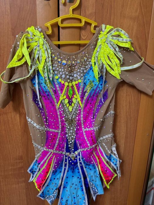 Продам купальник