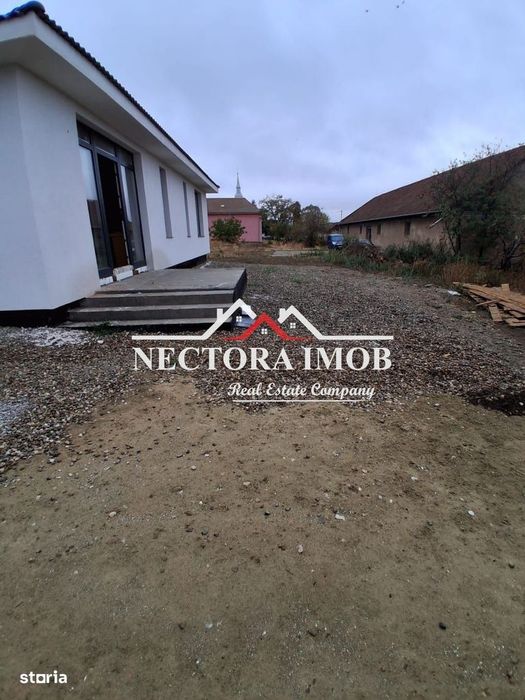 NECTORA IMOB-Casa 4 camere,2 bai,Zona Paleu,Toate Utilitatile, 572 mp