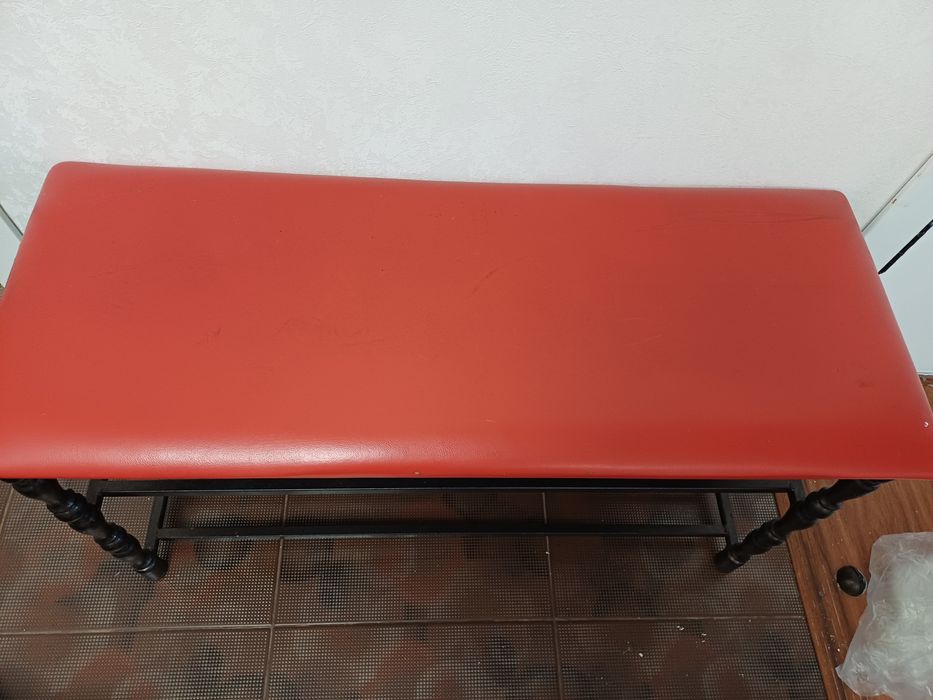 Продается обувница