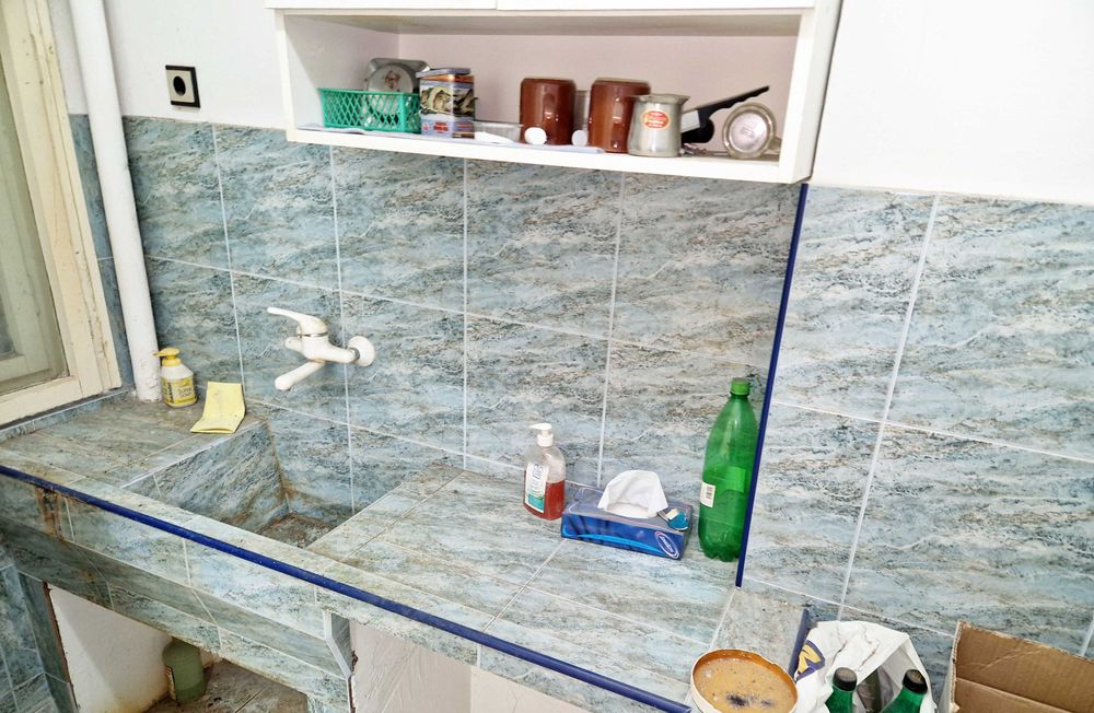 ПРОДАВАМ АПАРТАМЕНТНА СТРАТЕГИЧЕСКО МЕСТО В ЦЕНТЪРА НА АЙТОС