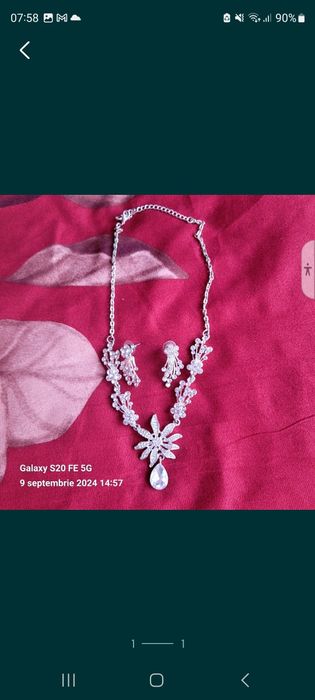 Vand lantisor si un set superb