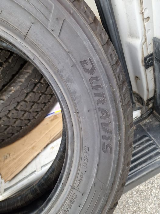 Неупотребявани 4 броя гуми Duravis, размер 16