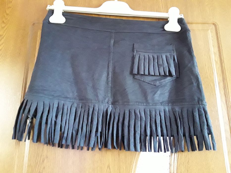 Vând Fustă Damă Scurta Mărimea S-M Nouă Italia