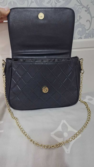 Сумочка чёрного цвета