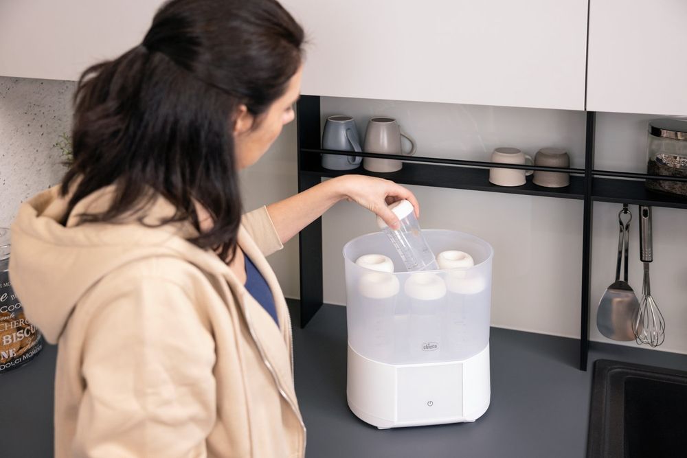 Sterilizator biberoane, electric, digital, cu uscare Chicco