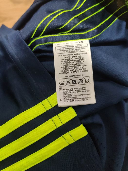 Tricou Adidas Naționala Suedia mărimea L