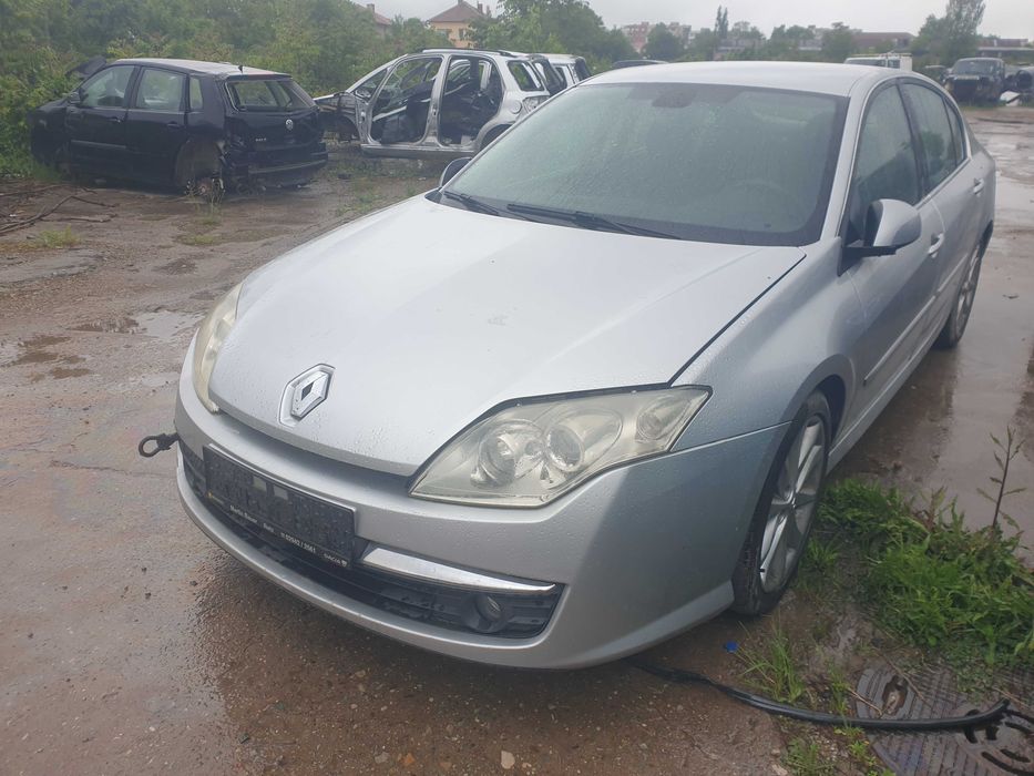Renault Laguna 2.0dci -на части.