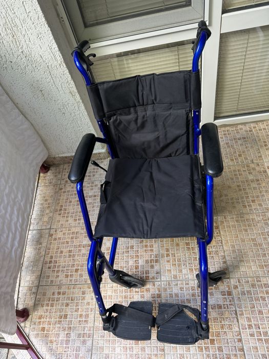 Транспортна инвалидна колична ‘Bobby’