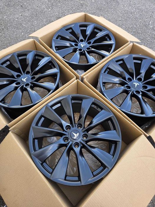 Jante noi R18 5x114.3 Tesla model 3 sau Y