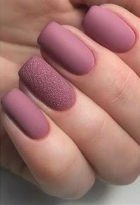 Aplicare gel &Manichiura semi Pedichiura semi