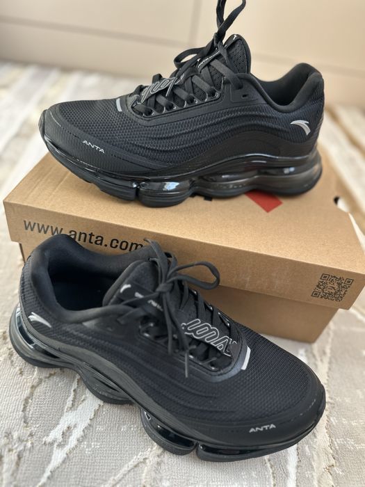 Продаются Кроссовки Anta