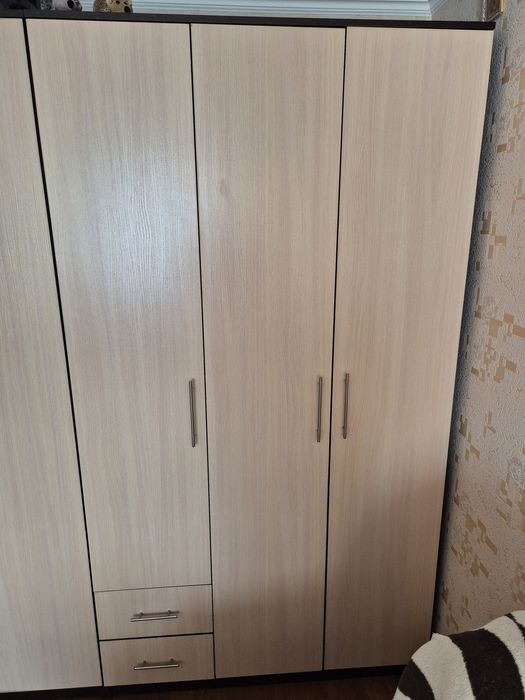 Продам шкаф 3х дверный