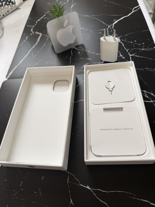 Iphone 14 Plus / Blue - 128 GB, Stare: excelentǎ, 83% Battery.